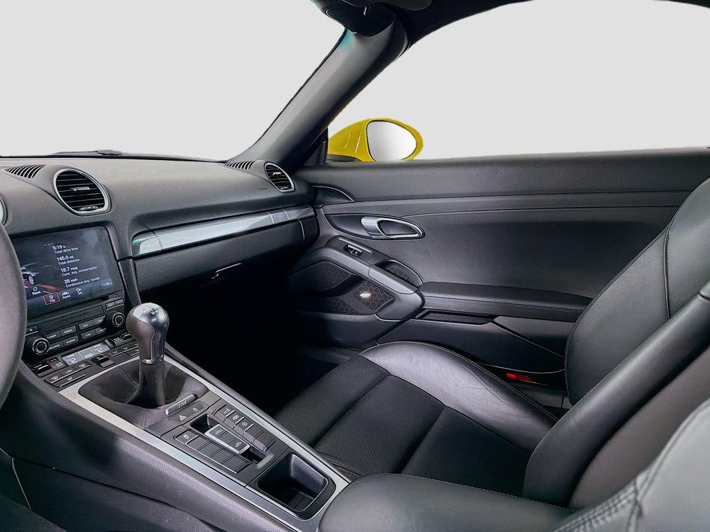 Used 2021 Porsche 718 Boxster S image 26