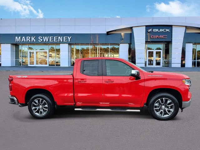 Used 2024 Chevrolet Silverado 1500 LT w/ Safety Package AWD/4WD image 31