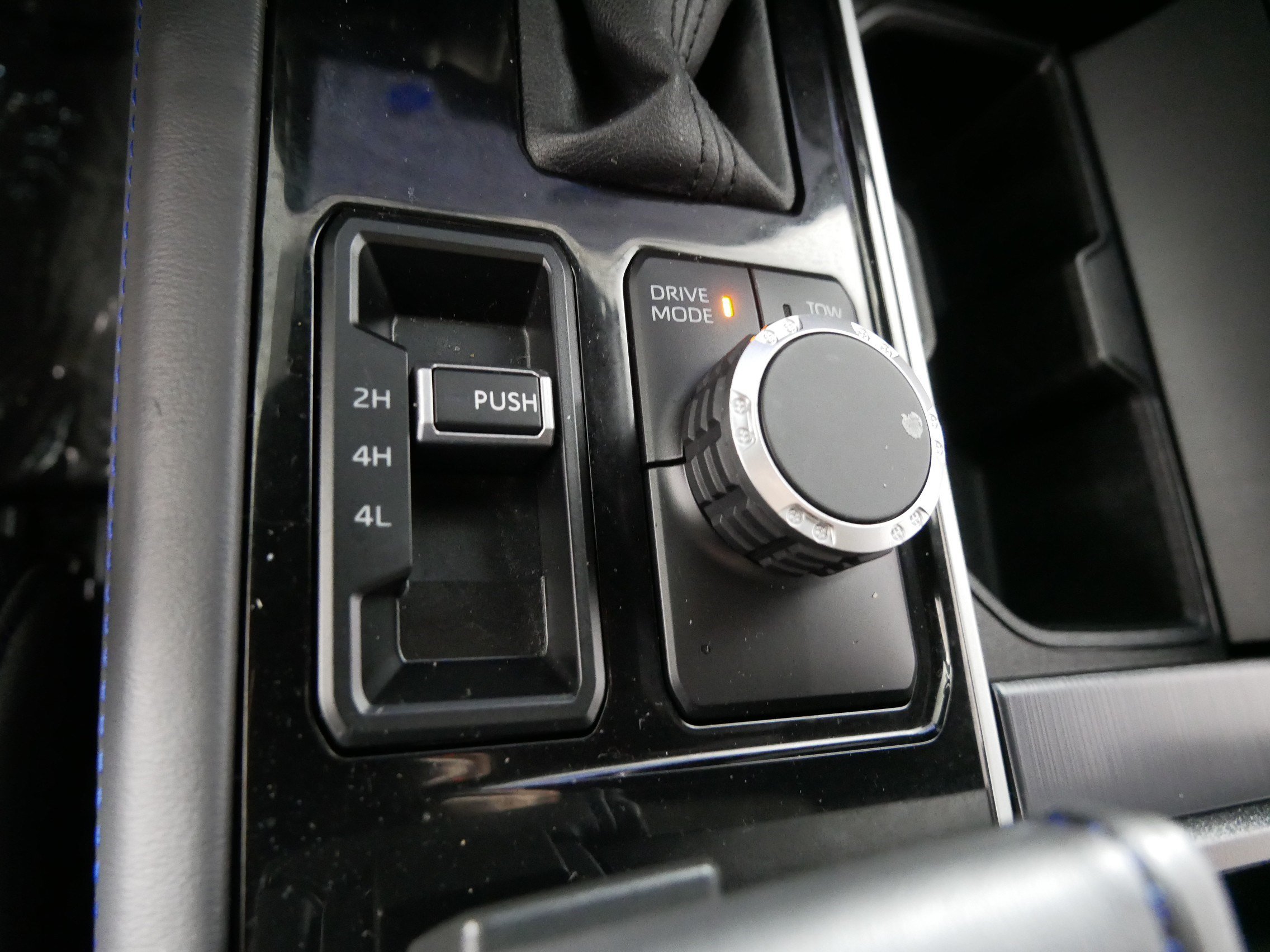 Used 2025 Toyota Tundra Platinum AWD/4WD image 30