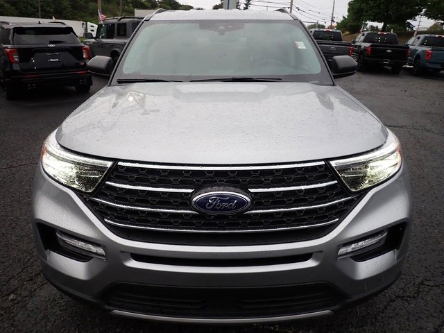 Certified 2023 Ford Explorer XLT w/ Equipment Group 202A image 11