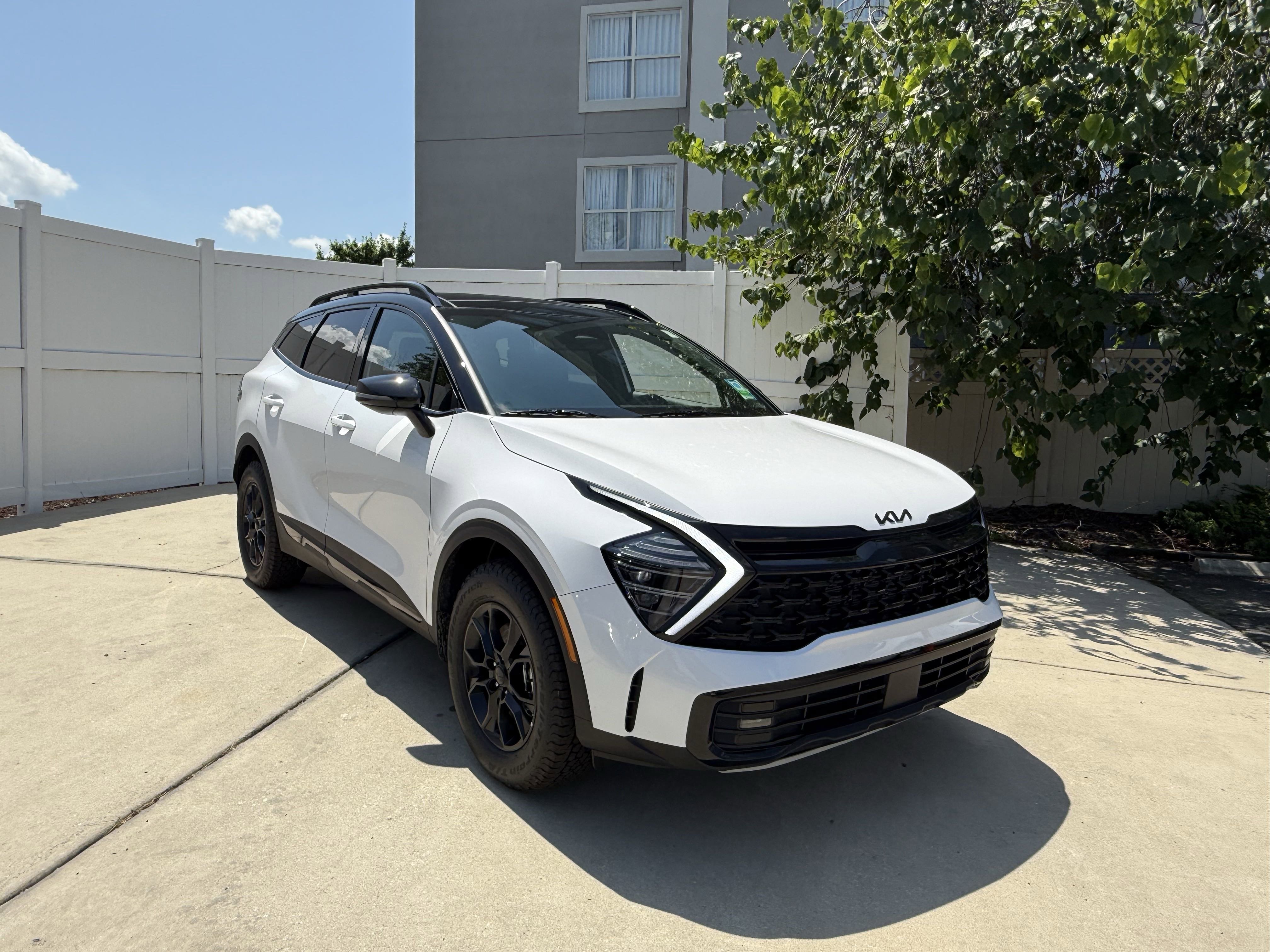 New 2025 Kia Sportage X-Pro image 3