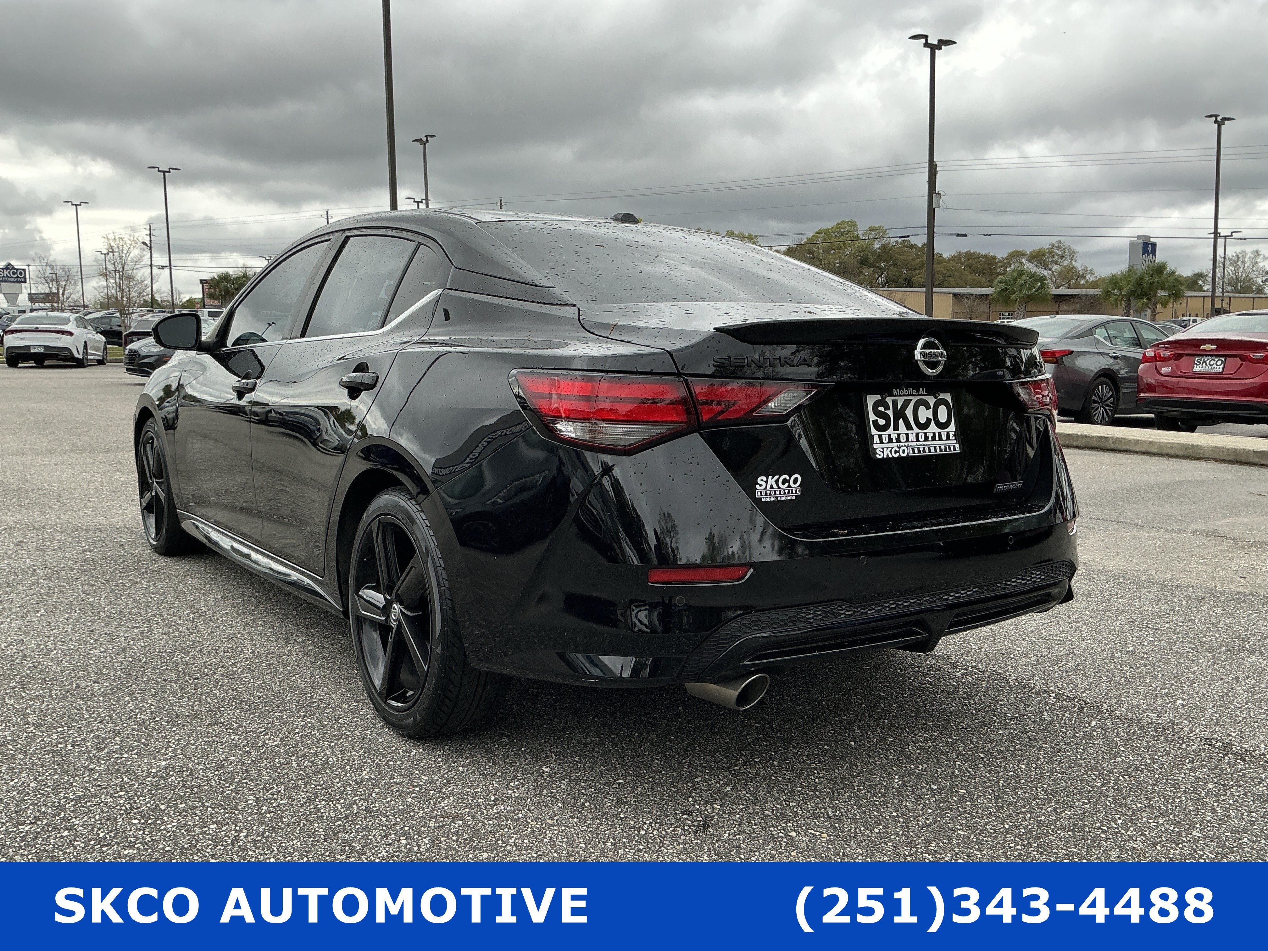 Used 2022 Nissan Sentra SR w/ Midnight Edition FWD image 3