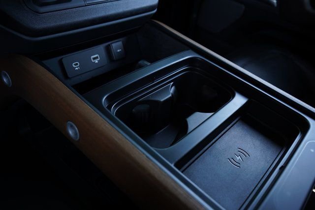 Used 2022 Land Rover Defender 110 X image 17