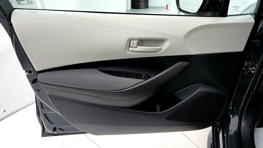 Certified 2025 Toyota Corolla LE w/ Convenience Package FWD image 22