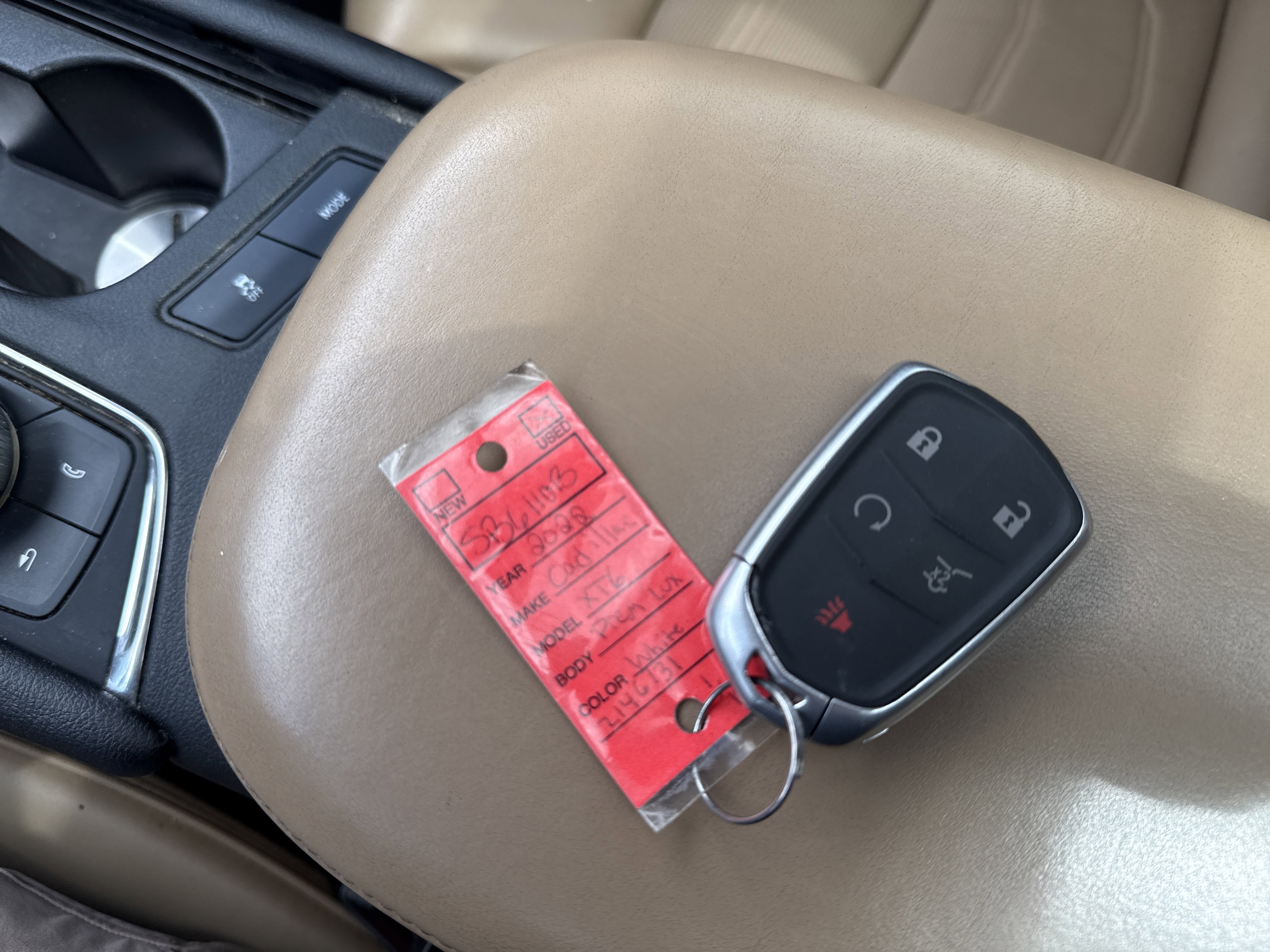 Used 2022 Cadillac XT6 Premium Luxury w/ Platinum Package AWD/4WD image 49