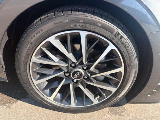 Used 2023 Hyundai Sonata Limited FWD image 4