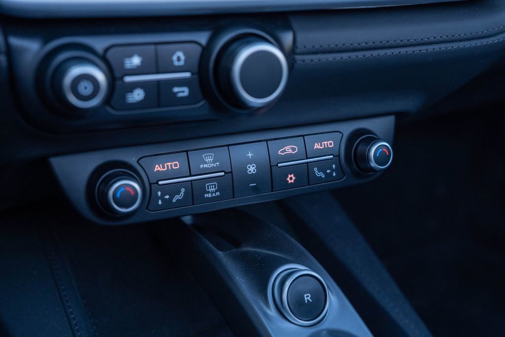 Used 2019 Ferrari Portofino image 44