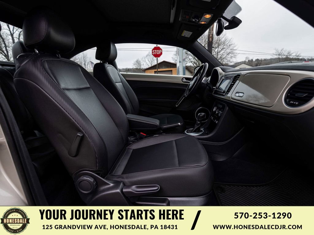 Used 2016 Volkswagen Beetle 1.8T SEL FWD image 28