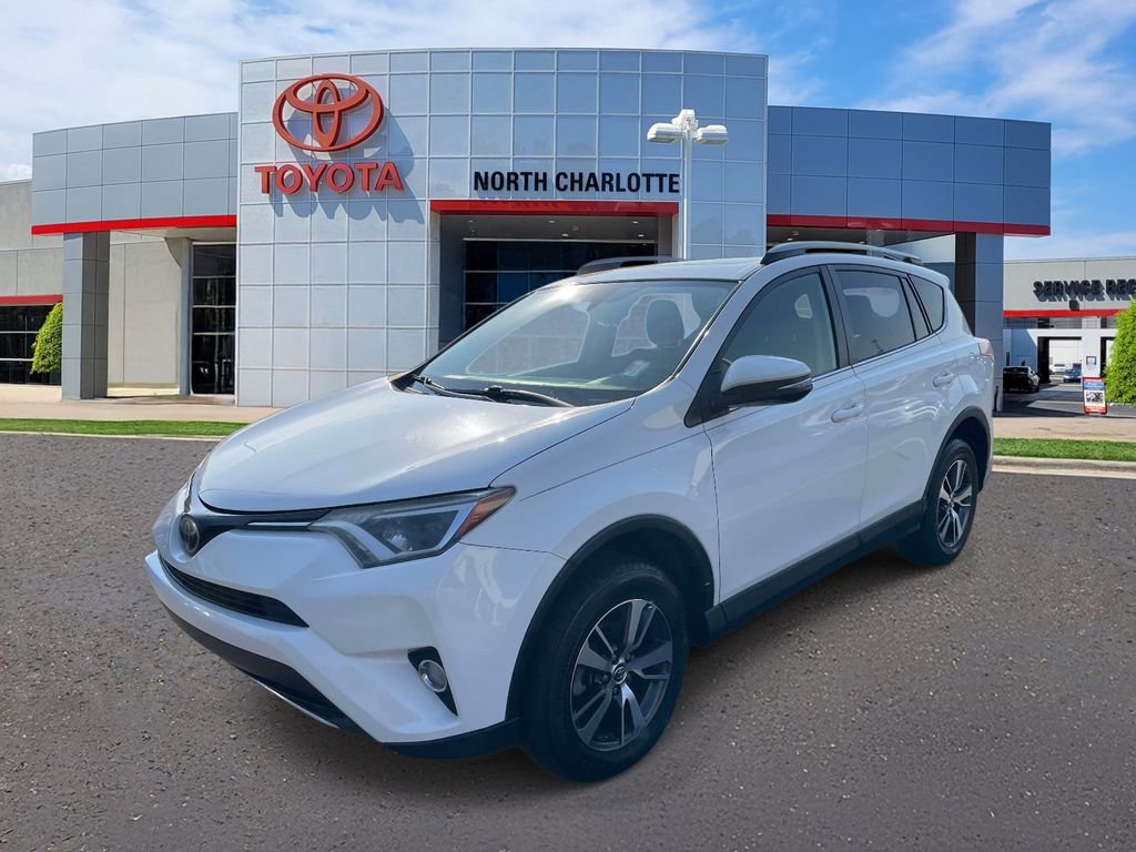Used 2017 Toyota RAV4 XLE image 4