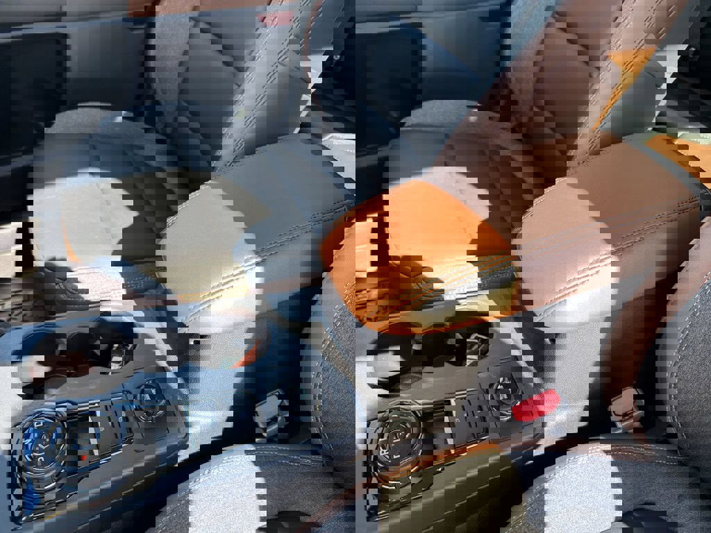 Used 2024 Ford Bronco Sport Outer Banks w/ Tech Package image 34