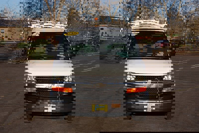 Used 2007 Chevrolet Express 1500 AWD image 6