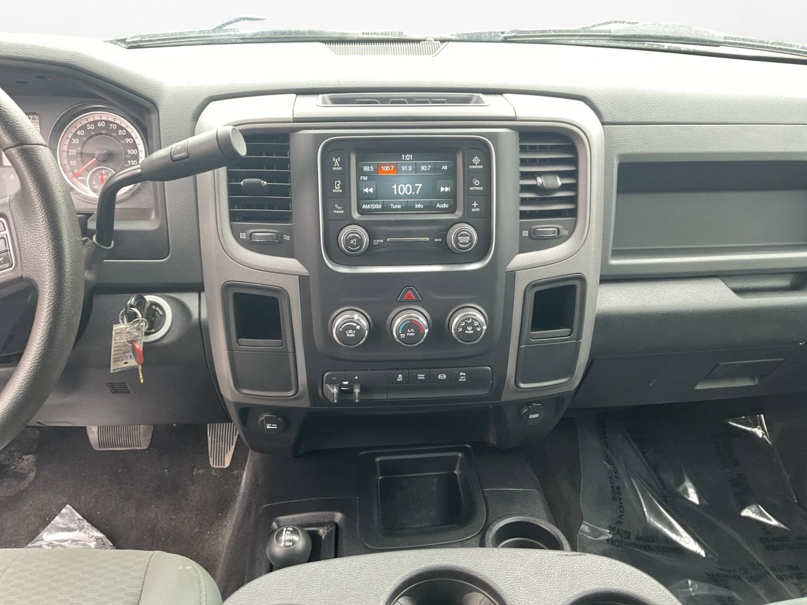 Used 2016 RAM 2500 Tradesman w/ Chrome Appearance Group image 11