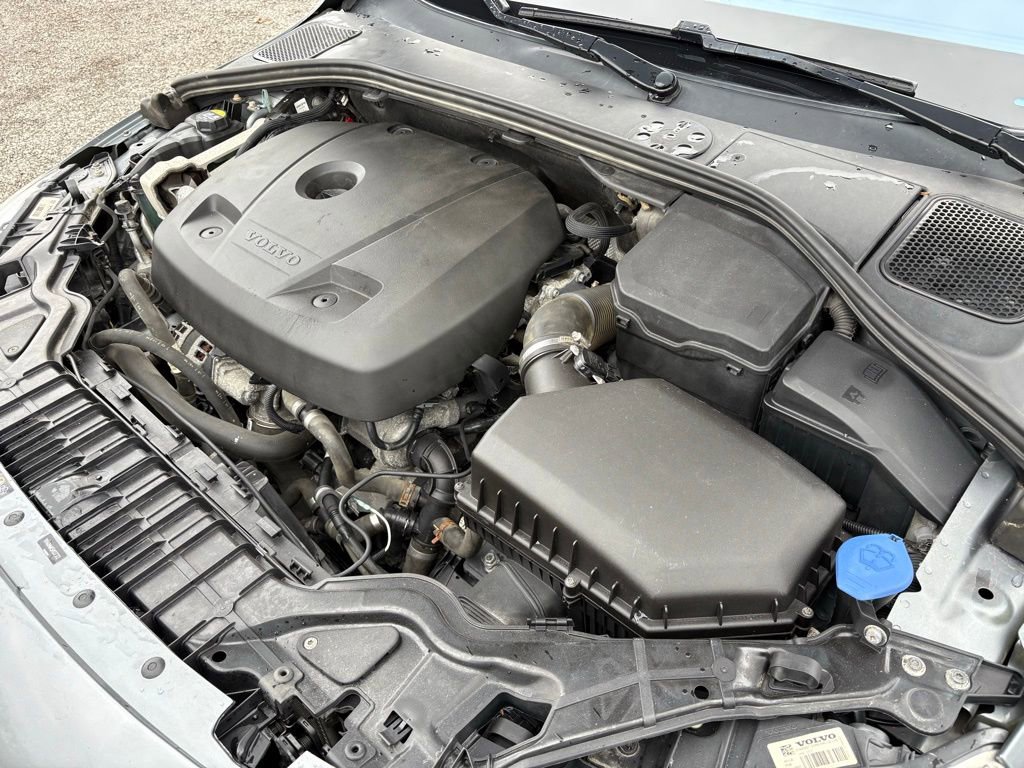 Used 2017 Volvo V60 T5 Cross Country w/ Convenience Package image 24