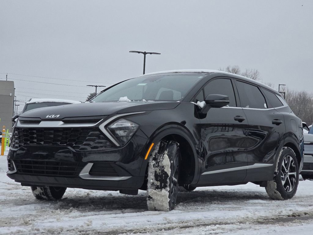 Used 2023 Kia Sportage EX image 11