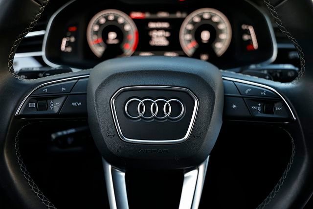 Used 2025 Audi Q7 3.0T Premium Plus image 33