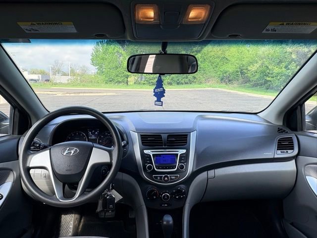 Used 2014 Hyundai Accent GLS FWD image 11