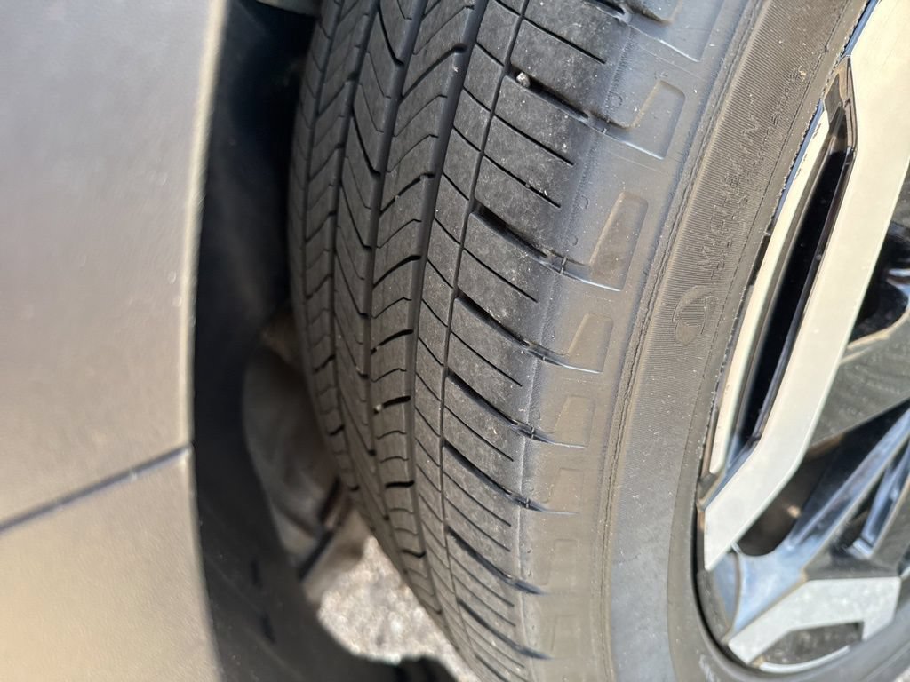 Used 2023 Kia Telluride EX X-Line AWD/4WD image 9
