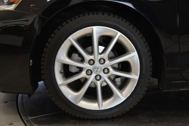 Used 2012 Lexus CT 200h image 40