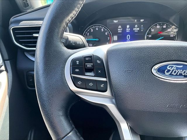 Used 2024 Ford Explorer XLT w/ Equipment Group 202A AWD/4WD image 24