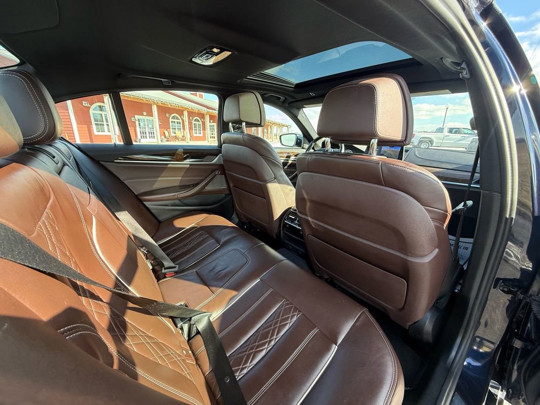 Used 2017 BMW 540i xDrive image 14