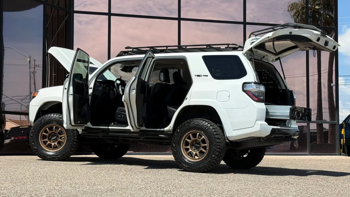 Used 2020 Toyota 4Runner TRD Pro AWD/4WD image 33