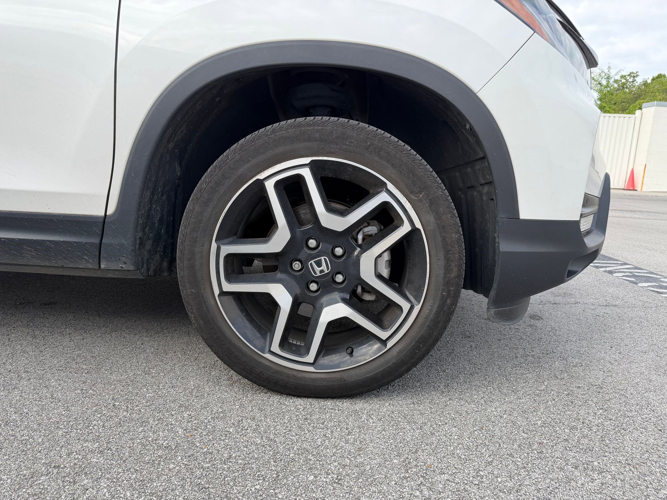 Used 2023 Honda Passport Elite image 6