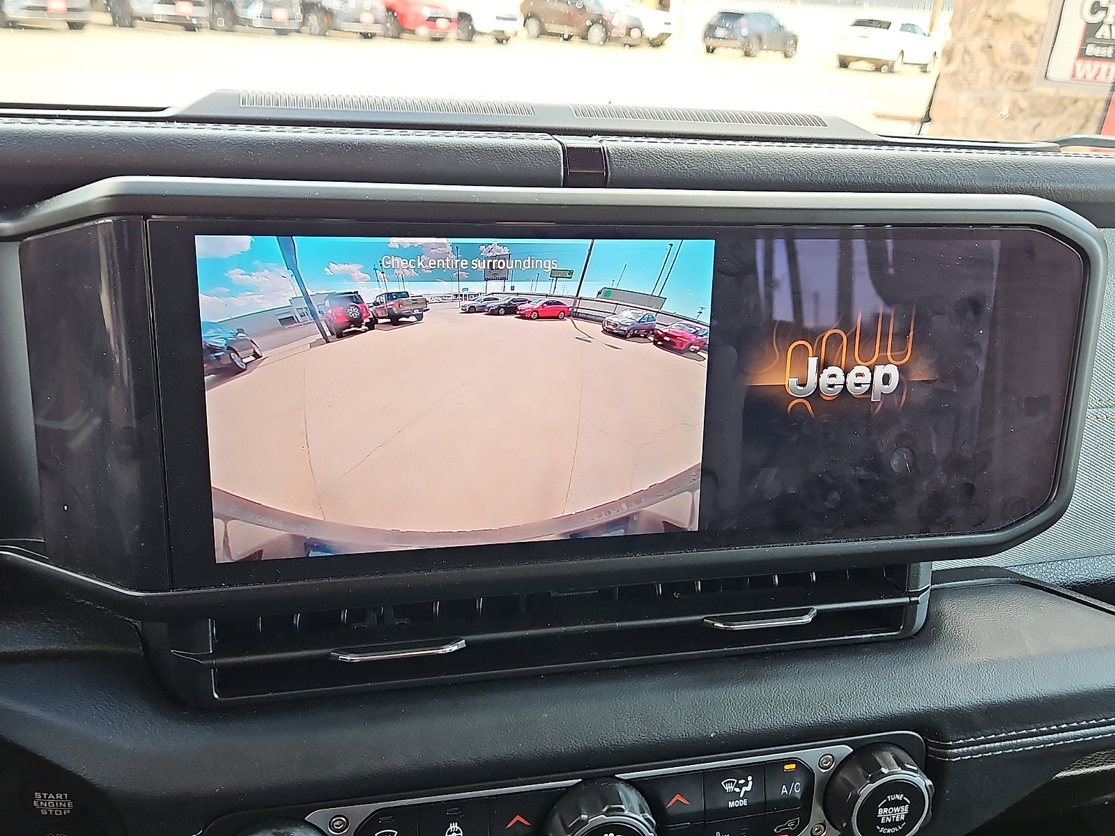 Used 2024 Jeep Wrangler Sahara 4xe image 15