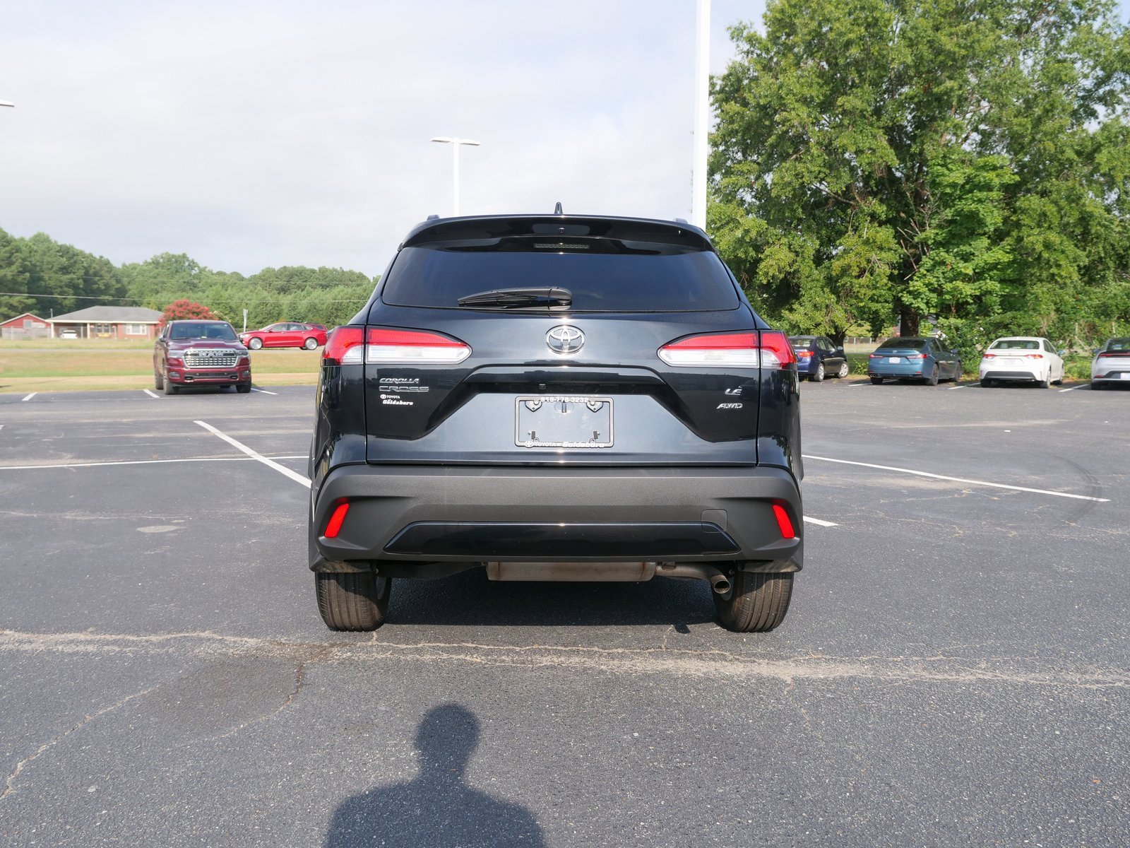 Used 2024 Toyota Corolla Cross LE image 5