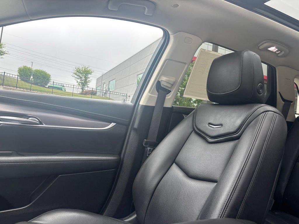Used 2018 Cadillac XT5 Luxury AWD/4WD image 29