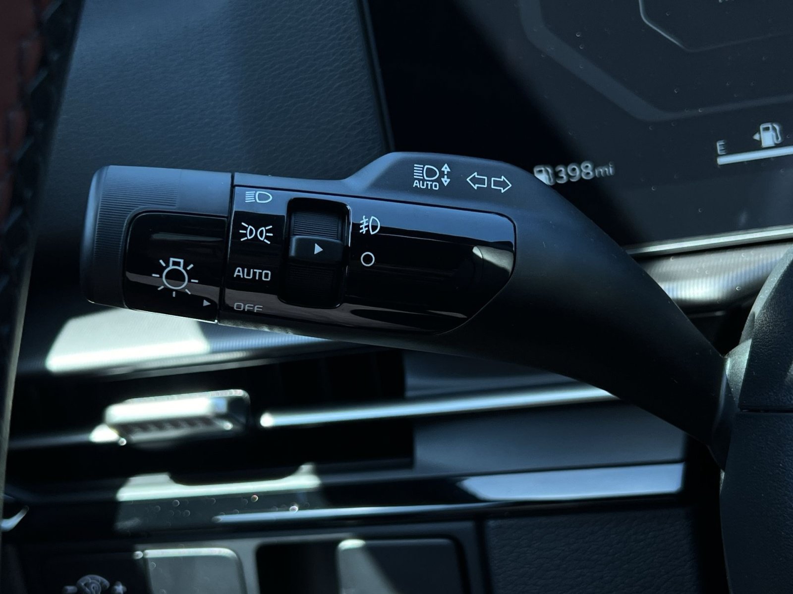 New 2026 Kia Sportage SX FWD image 28