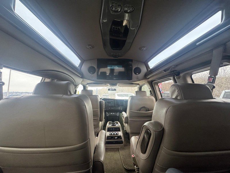 Used 2015 Chevrolet Express 2500 image 14