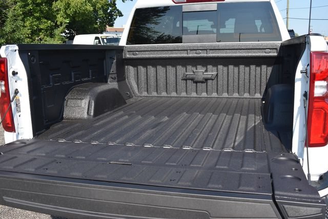 New 2026 Chevrolet Silverado 1500 RST w/ Redline Edition AWD/4WD image 23