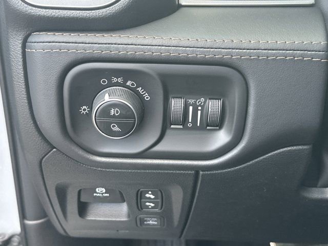 New 2026 RAM 1500 Tungsten AWD/4WD image 23