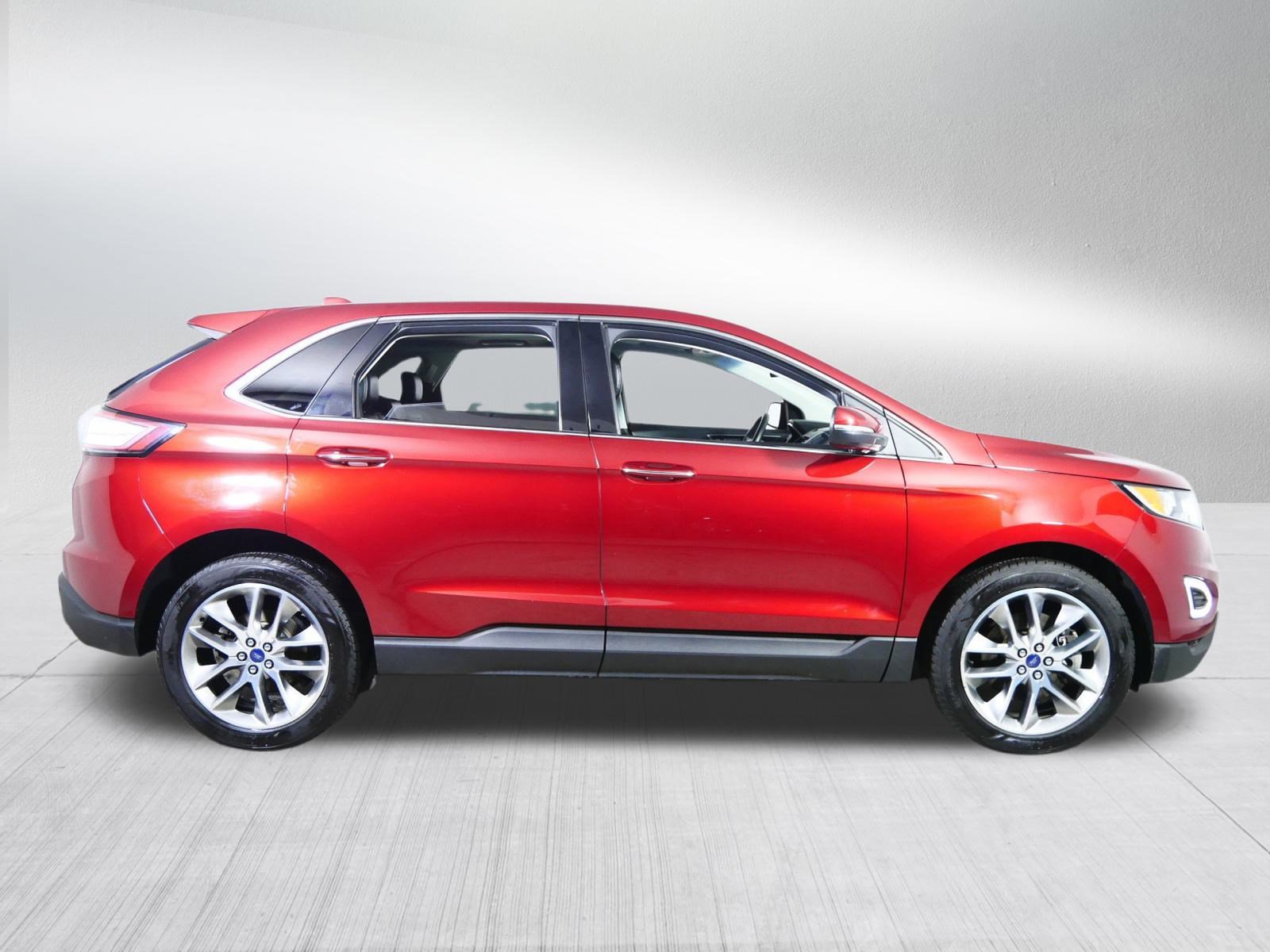 Used 2016 Ford Edge Titanium w/ Equipment Group 301A image 8