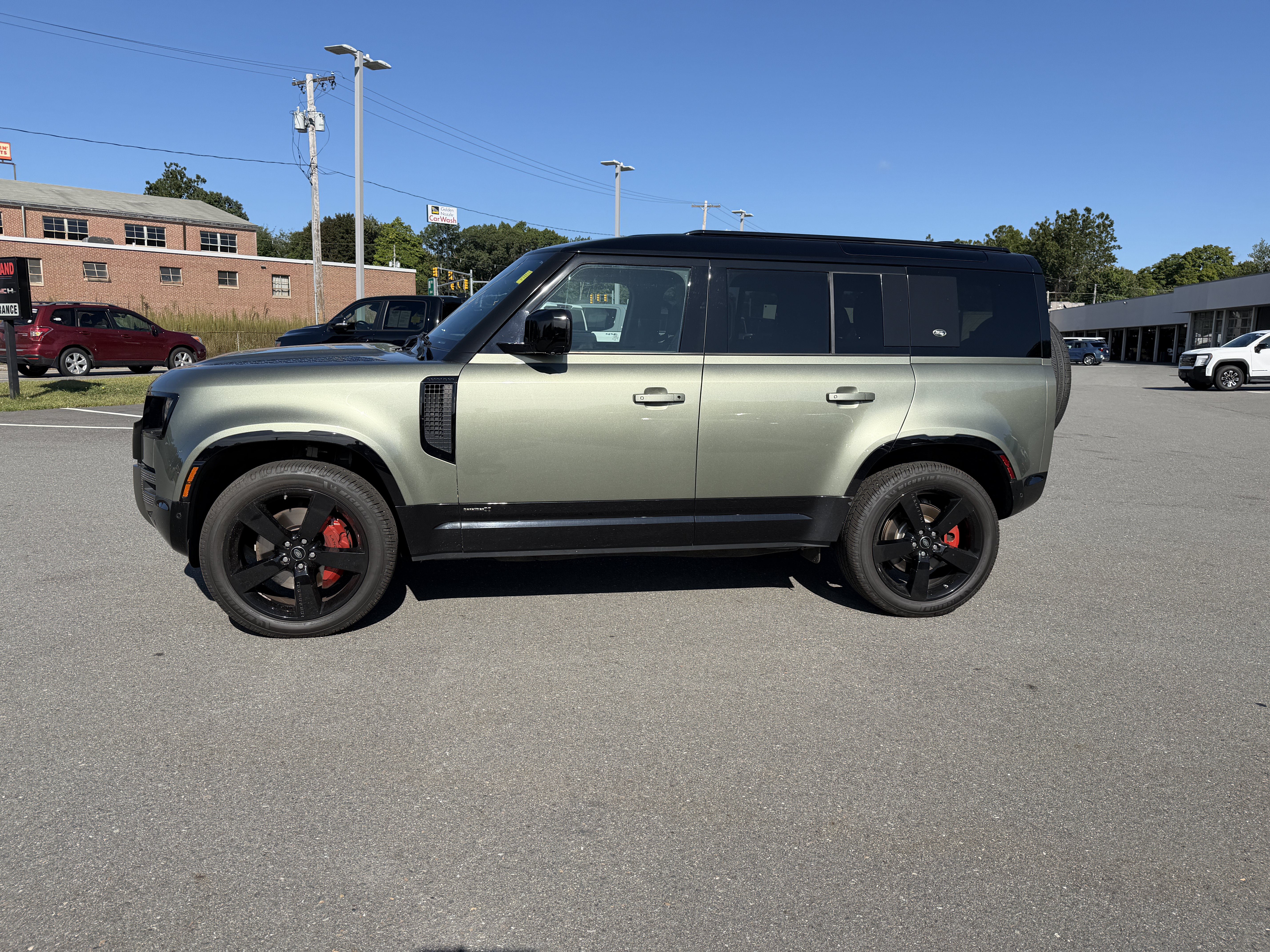 Used 2021 Land Rover Defender 110 X AWD/4WD image 8