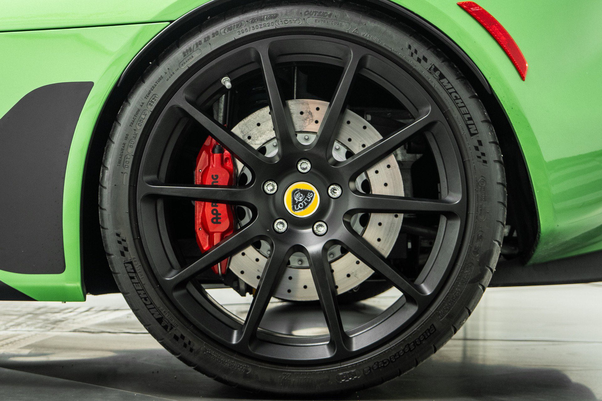 Used 2021 Lotus Evora image 11