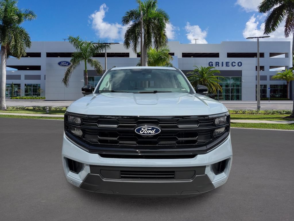 New 2027 Ford Expedition Active RWD image 2