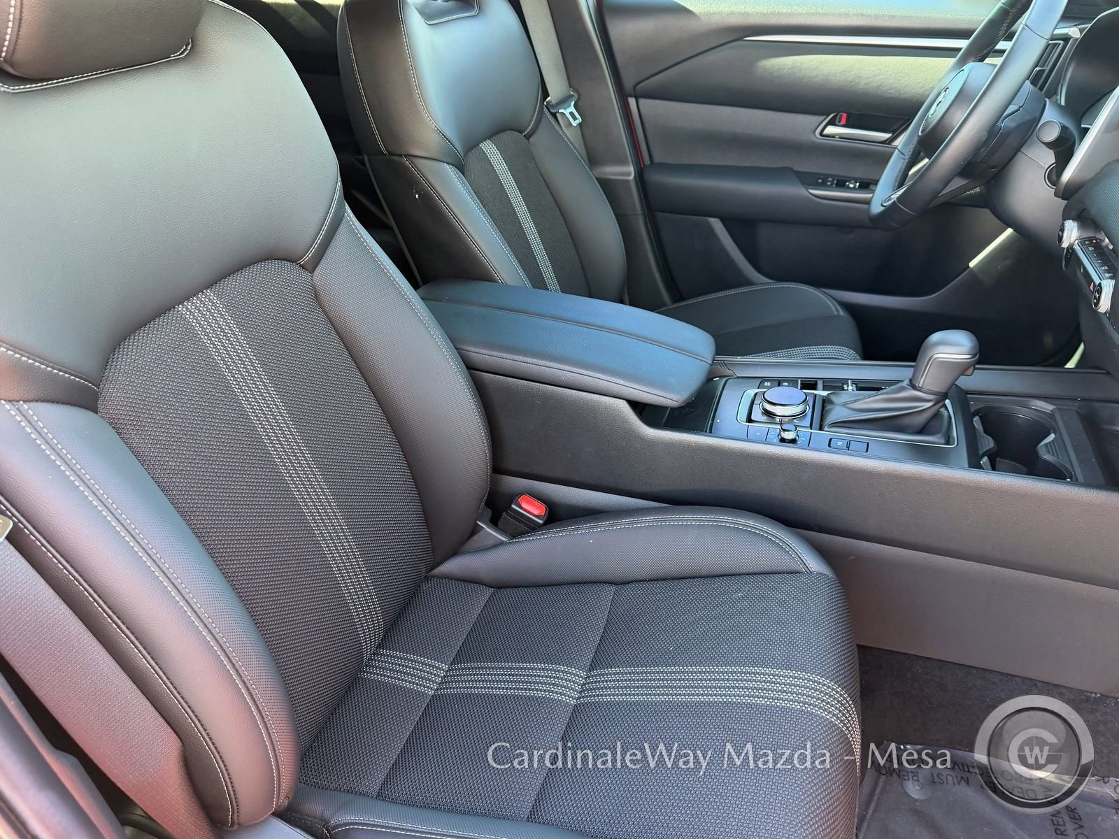 Used 2025 MAZDA CX-50 2.5 Hybrid w/ Preferred Pkg image 11