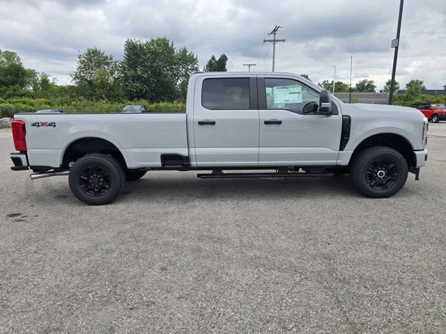New 2026 Ford F250 XL image 2