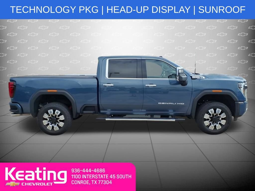 Used 2025 GMC Sierra 3500 Denali w/ Technology Package AWD/4WD image 4