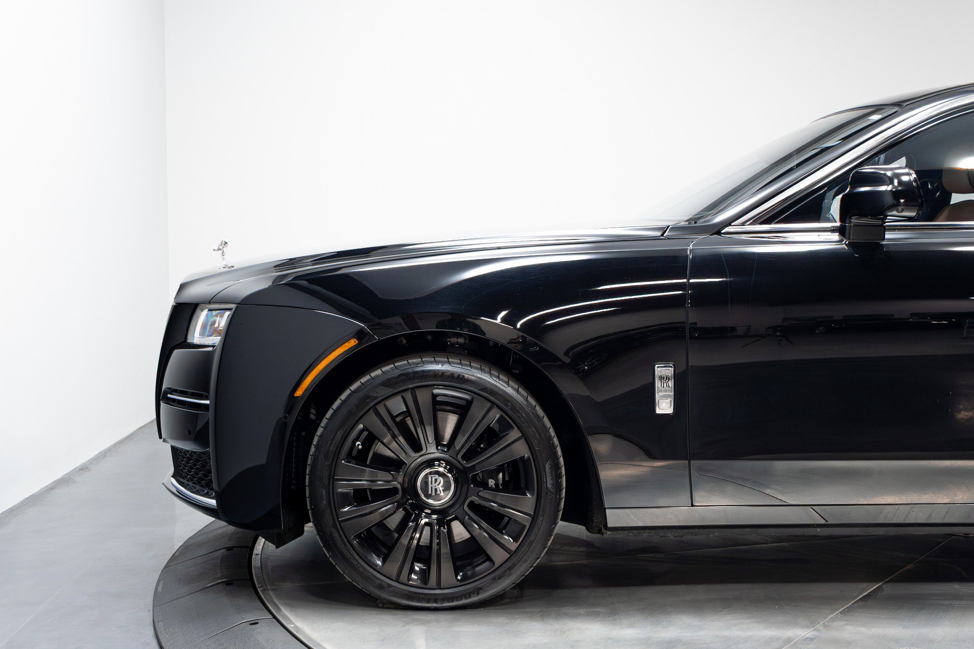Used 2022 Rolls-Royce Ghost AWD/4WD image 48