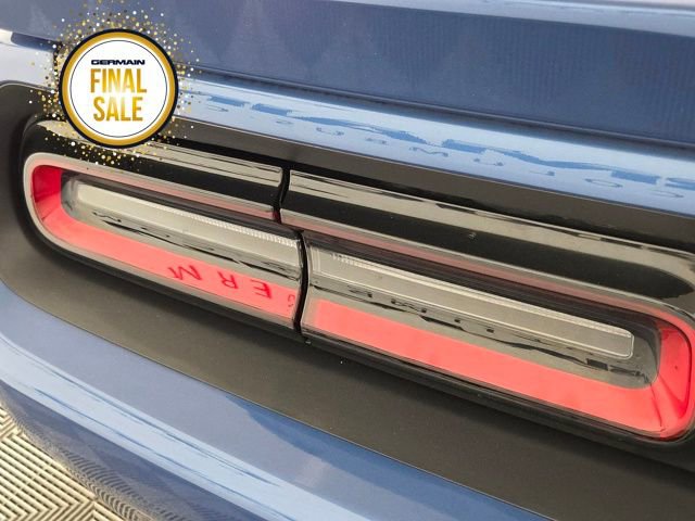 Used 2022 Dodge Challenger R/T image 13