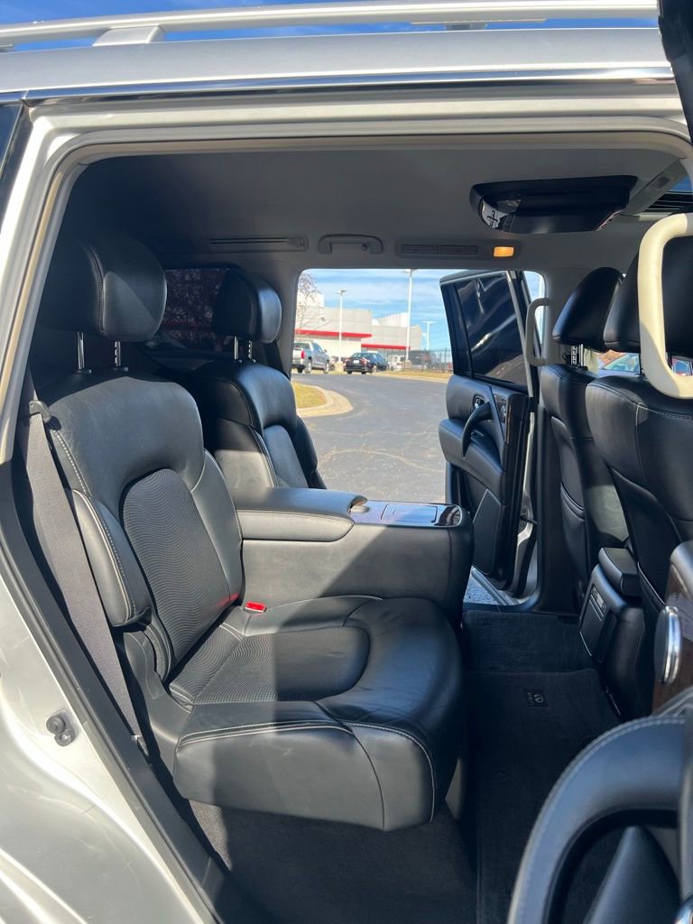 Used 2015 INFINITI QX80 Luxe w/ 22" Wheel Package image 15
