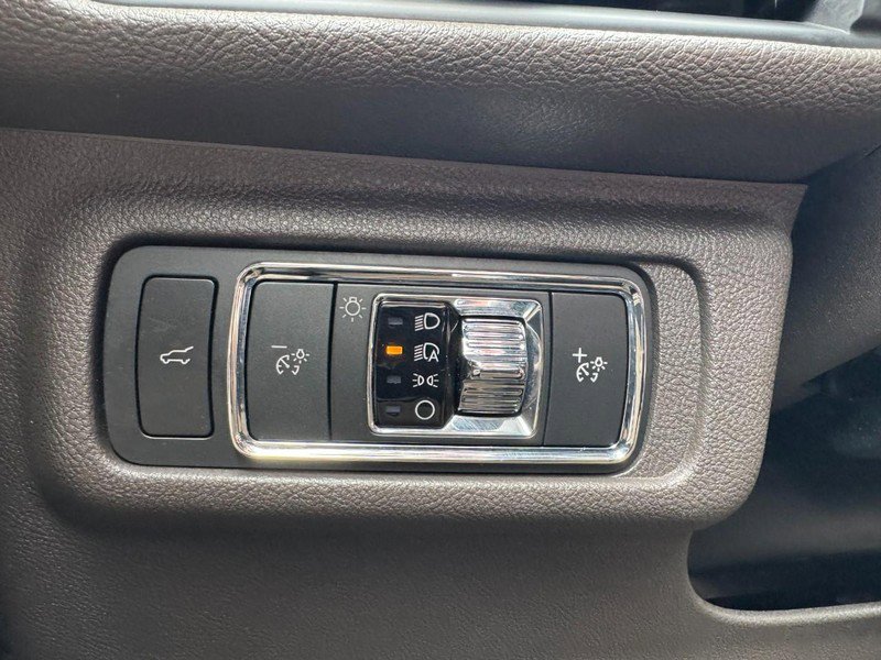 Certified 2022 Lincoln Corsair FWD w/ Equipment Group 101A image 22