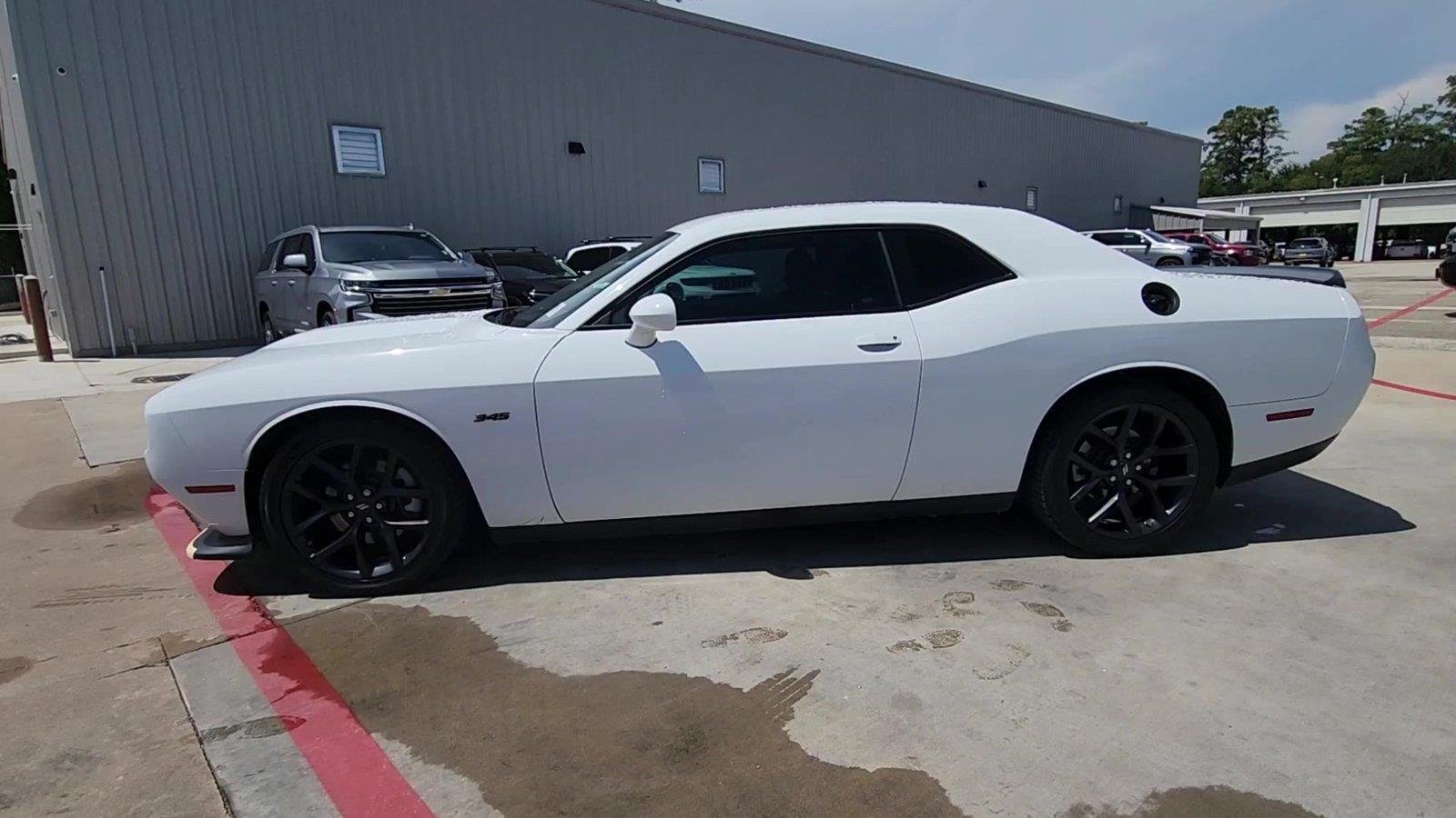 Used 2023 Dodge Challenger R/T w/ Blacktop Package RWD image 5