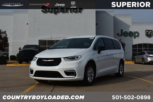 New 2026 Chrysler Pacifica Select