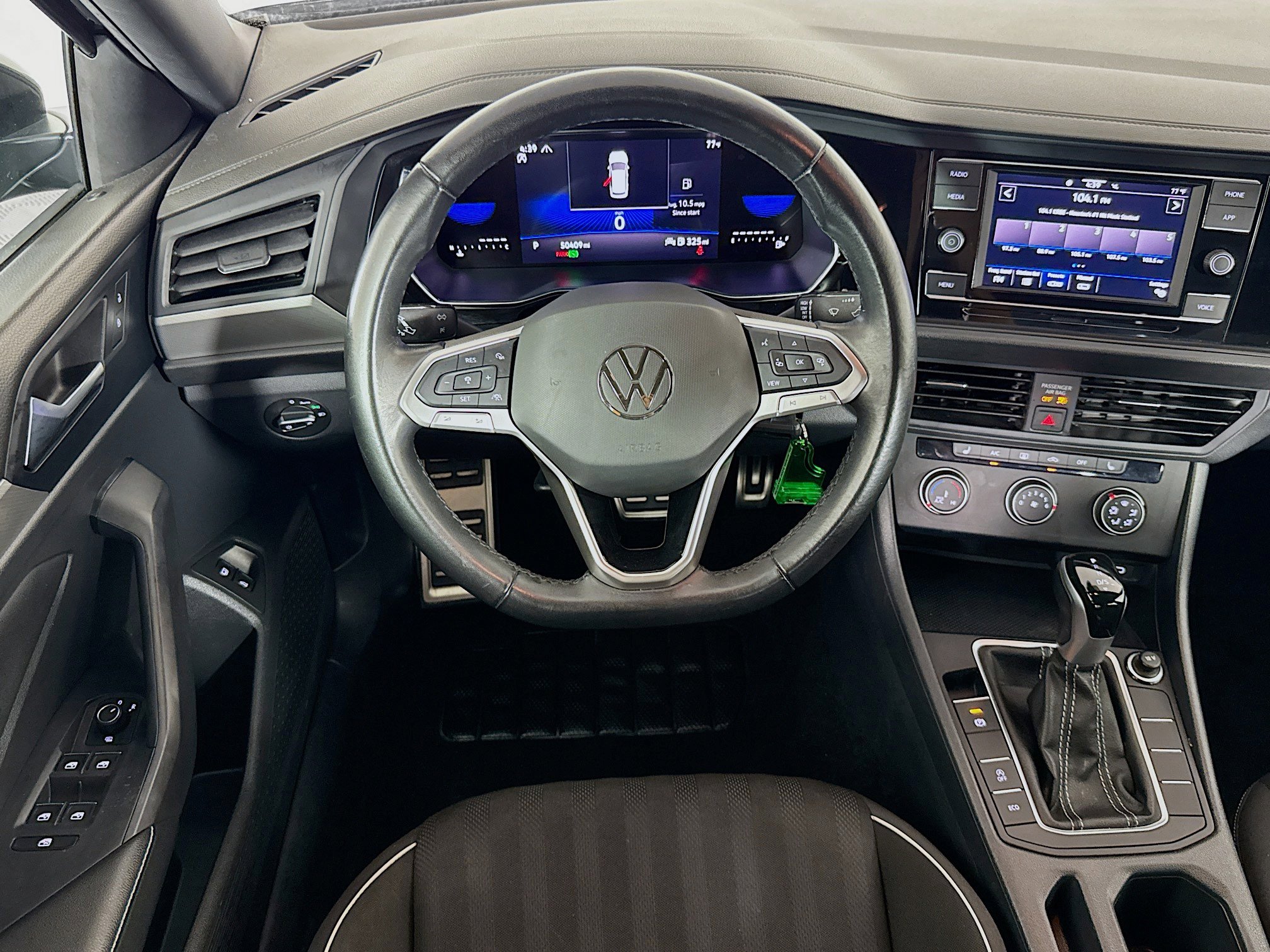 Used 2024 Volkswagen Jetta Sport FWD image 16
