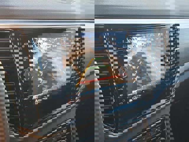 Used 2023 Volkswagen Atlas SE image 26