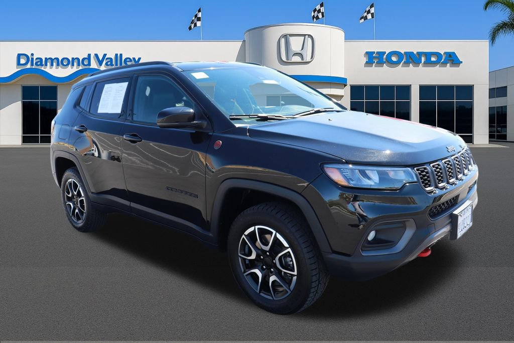 Used 2024 Jeep Compass Trailhawk AWD/4WD 360° Tour