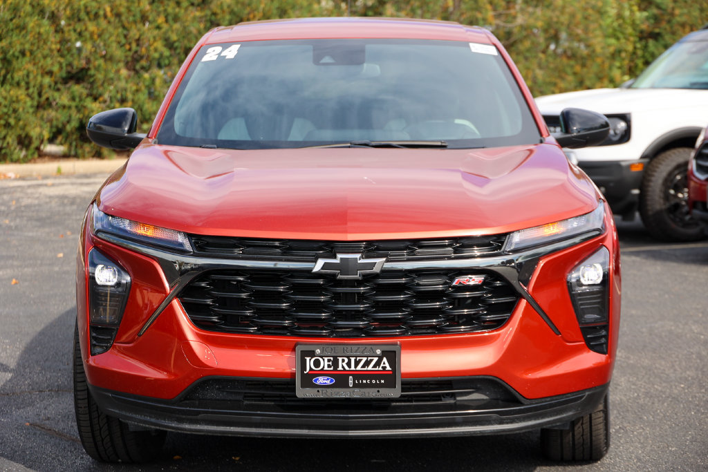 Used 2024 Chevrolet Trax RS w/ Driver Confidence Package FWD image 13